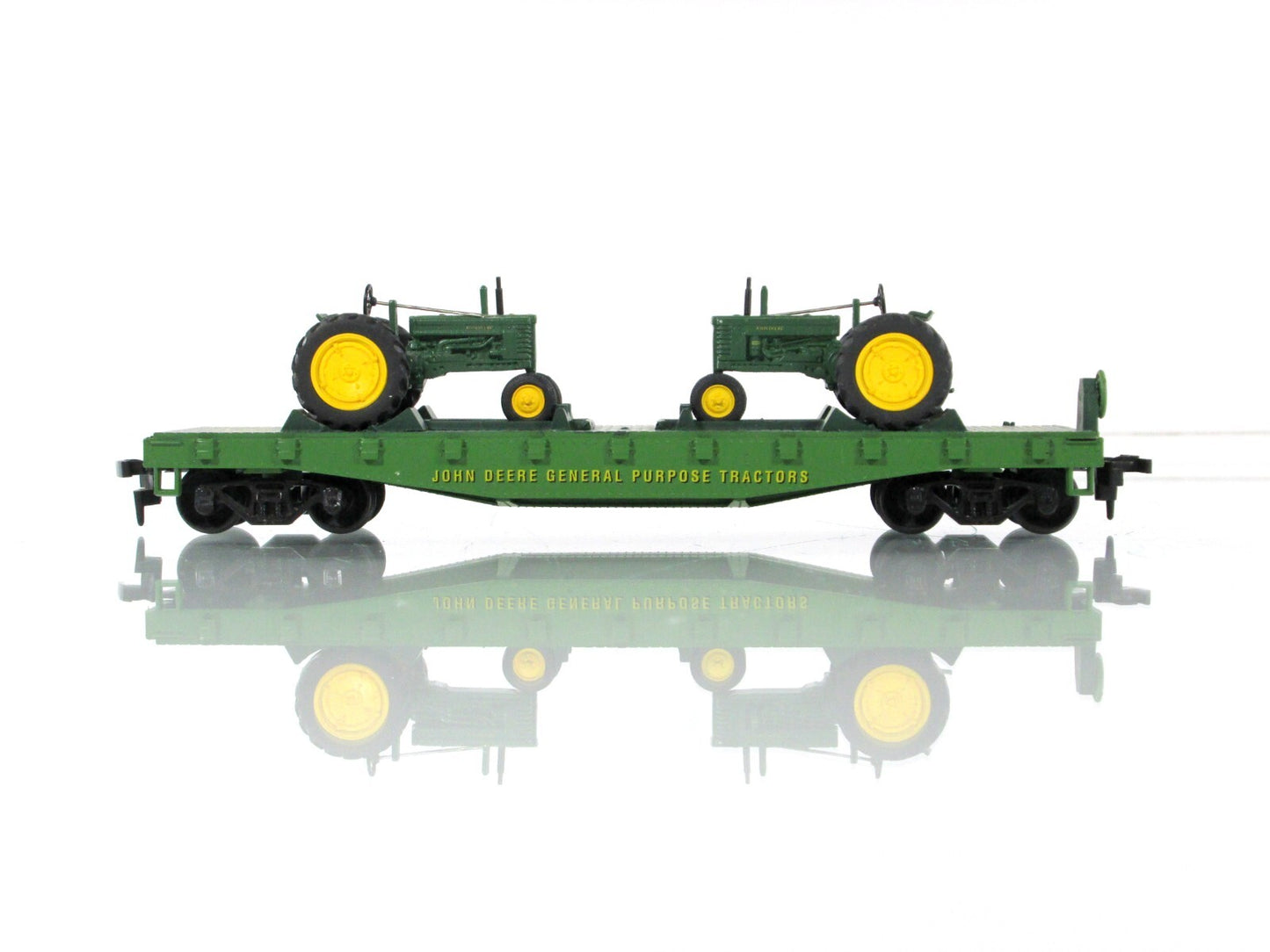 HO Scale ***JOHN DEERE*** 40' Flat Car w/ Farm Tractors ----- Athearn
