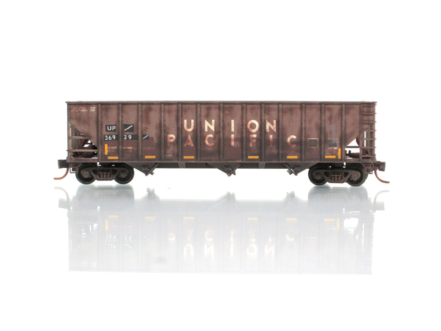 N Scale ***UNION PACIFIC*** Weathered Coal Hopper #36929 - Micro Trains 10844360