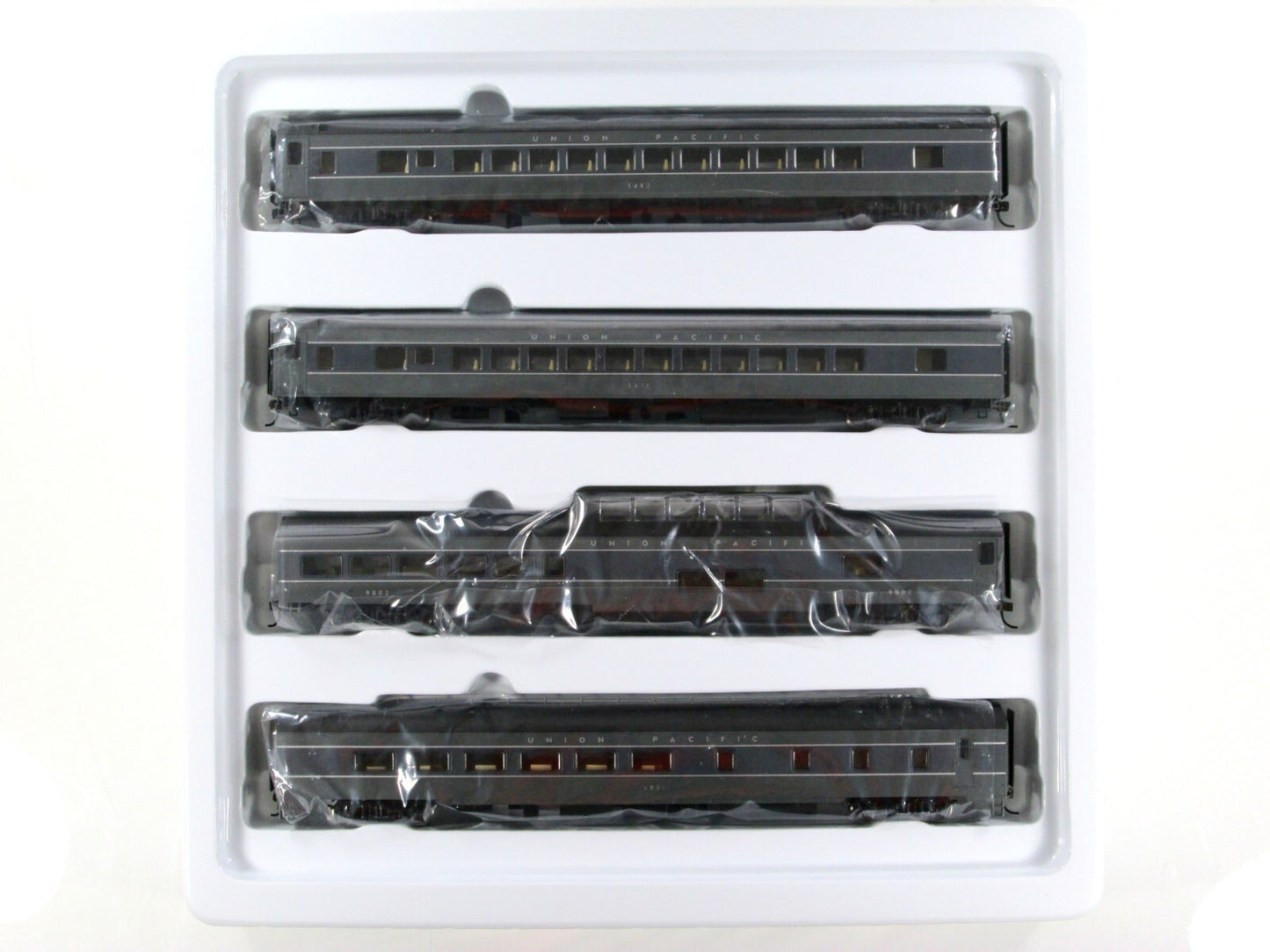 HO Scale **UNION PACIFIC** GRAY Passenger Set A -- Rivarossi R6993, Knuckle Cplr