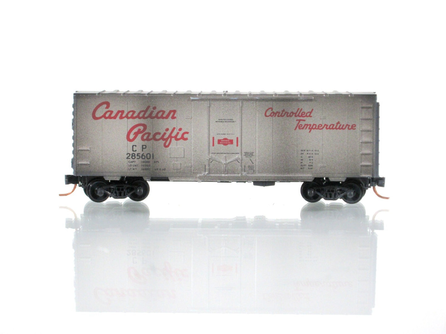 N Scale **CANADIAN PACIFIC** Graffiti 40' Box Car #285601 -Micro Trains 07444040