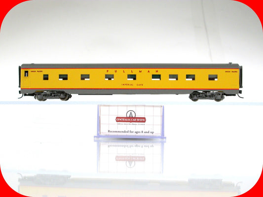 N Scale UNION PACIFIC *IMPERIAL CAPE* Lighted Sleeper - Intermountain, Centralia