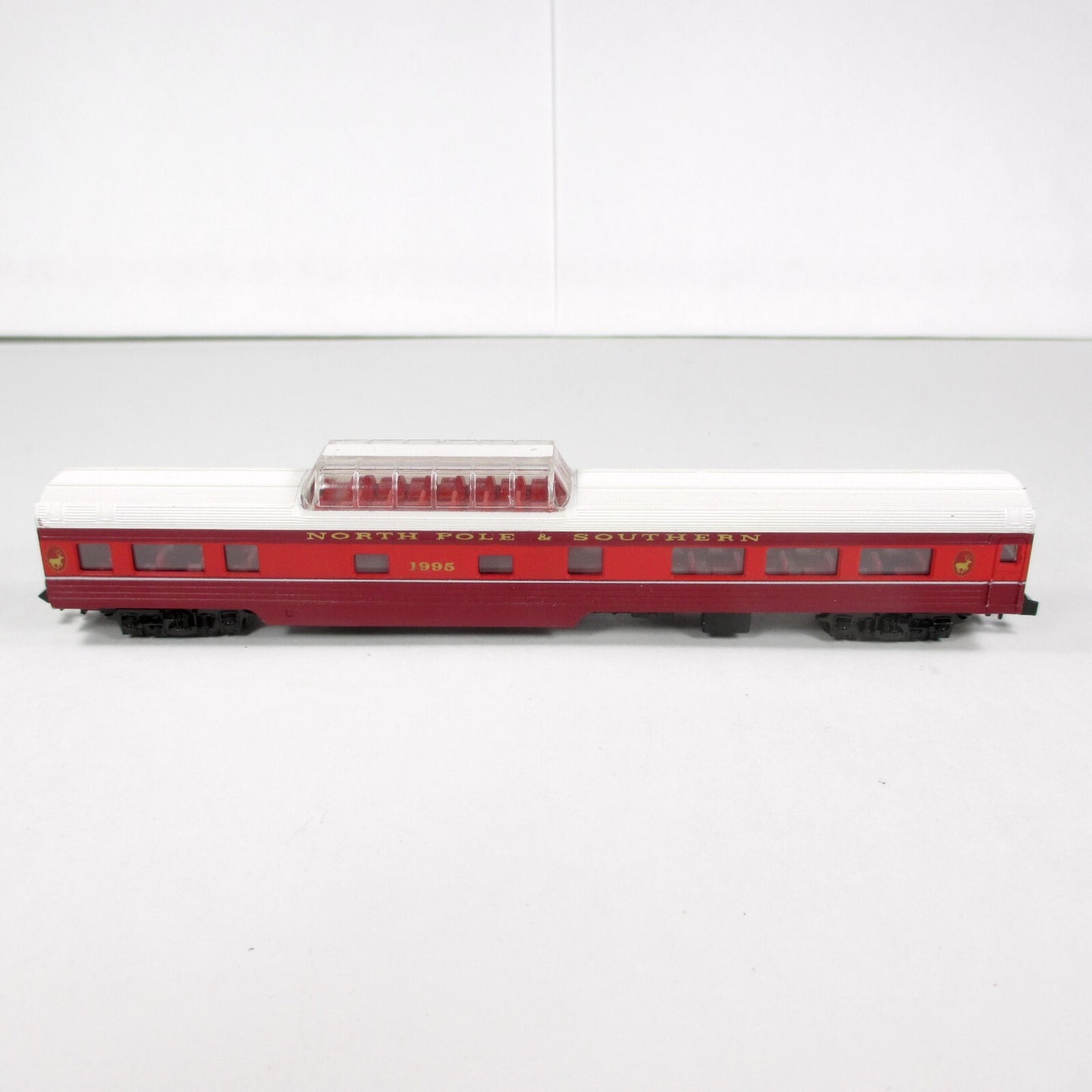 N Scale **North Pole & Southern** Christmas Dome Passenger 1995 - Con-Cor 00095N