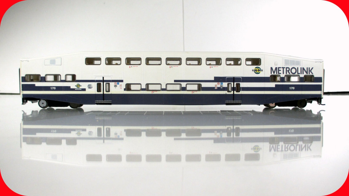 HO Scale ***METROLINK** Bombardier Passenger Commuter Coach #170 --Athearn 25703
