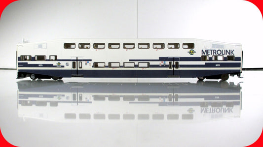 HO Scale ***METROLINK*** Bombardier Commuter Control Car #629 ----- Athearn 2587