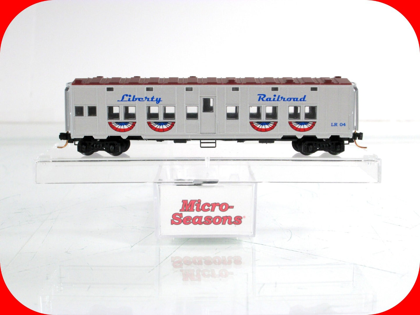 N Scale ***LIBERTY RAILROAD** WWII Troop Sleeper 04 ------ Micro Trains 99321030