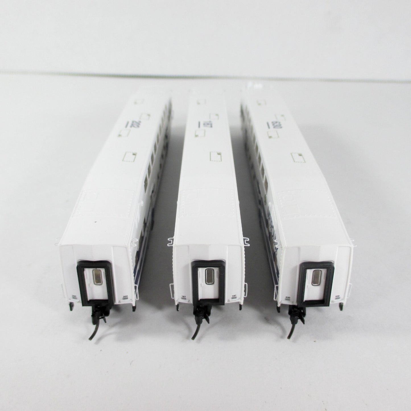 N Scale ***METROLINK*** Bombardier Passenger Set #630, 107, 202 -- Athearn 10160