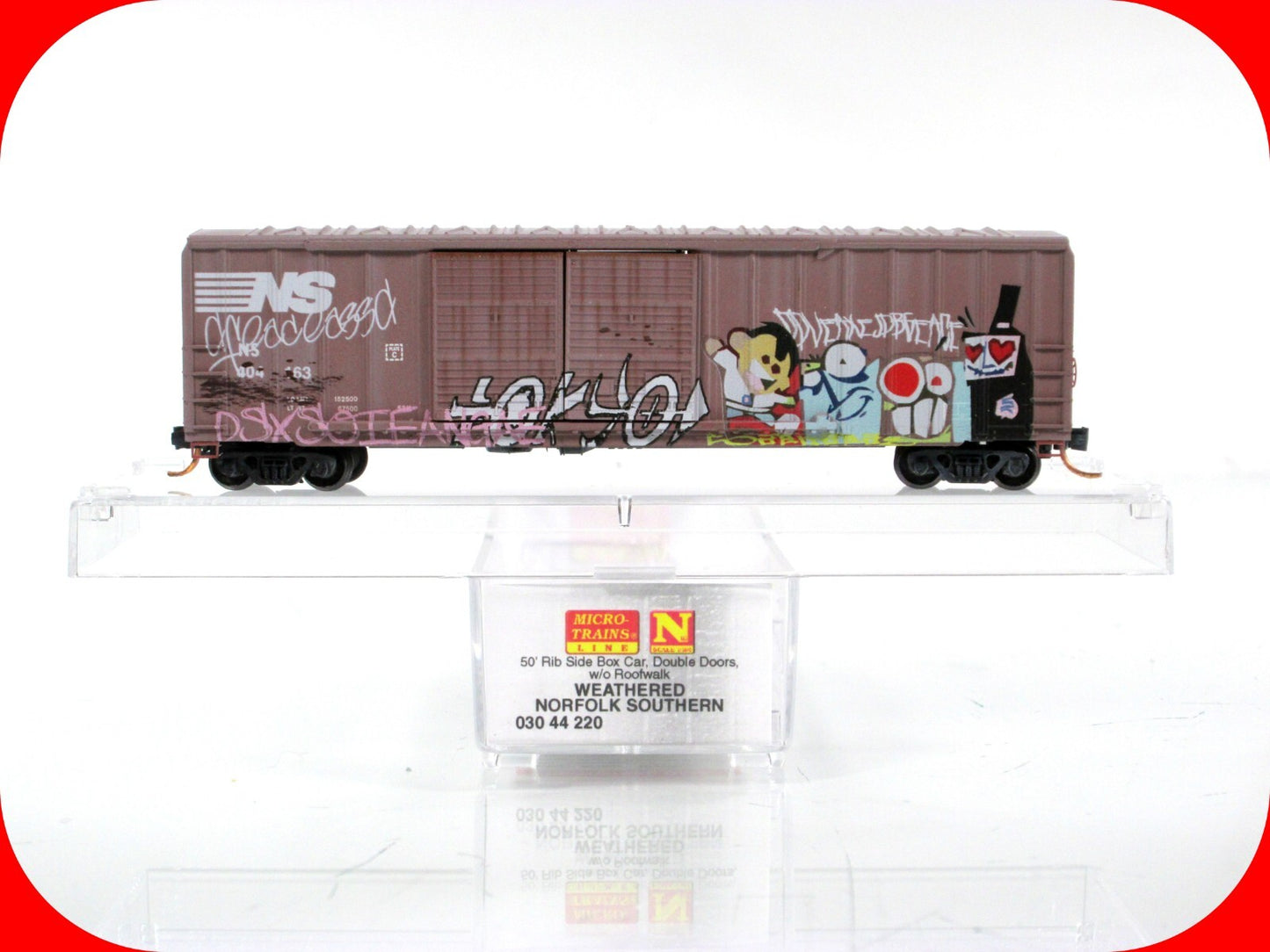 N Scale **NORFOLK SOUTHERN** Weathered Box Car #404163- Micro Trains 03044220