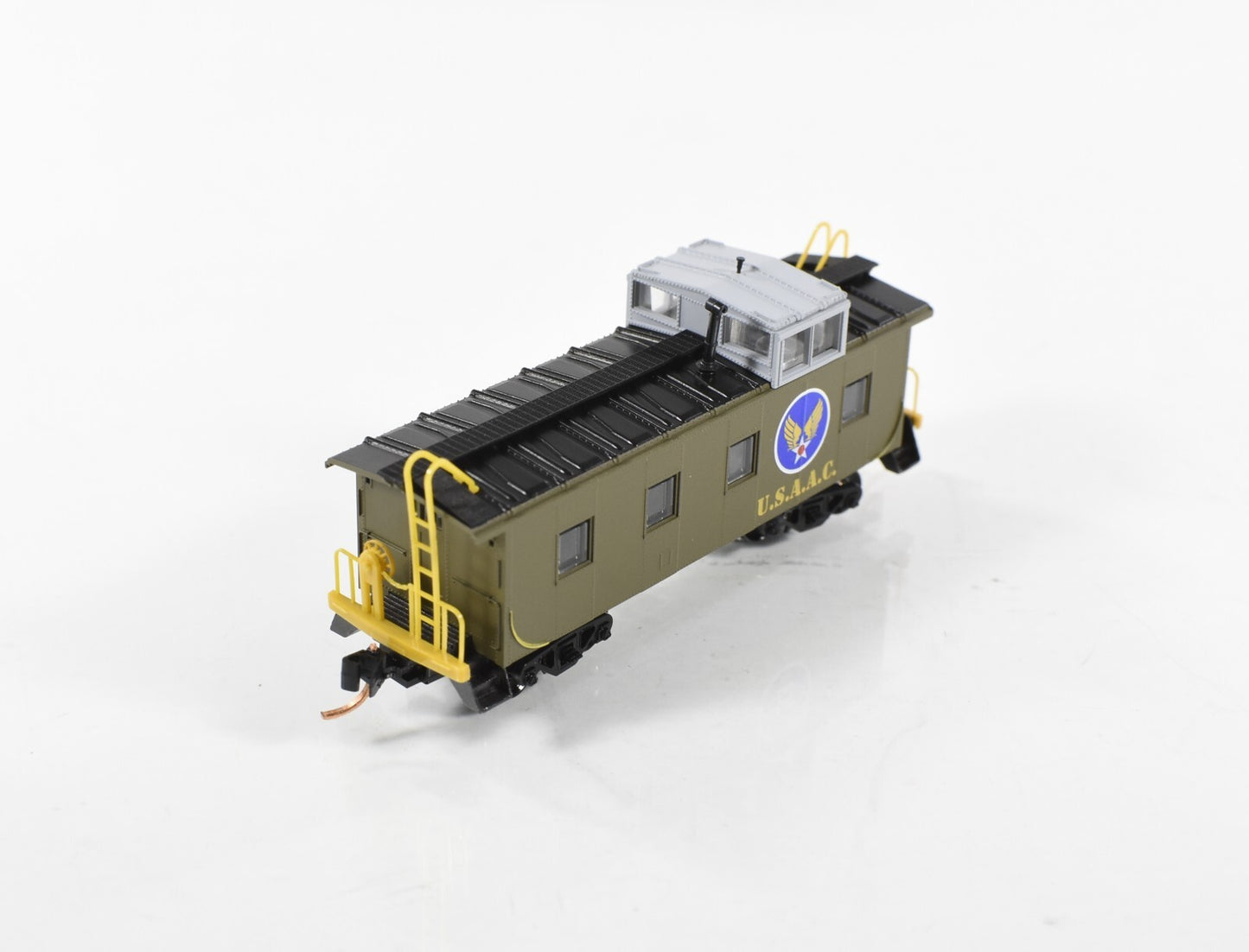 N Scale ***US Army Air Corps*** Nose Art Caboose -- Micro Trains 10000340 **RARE