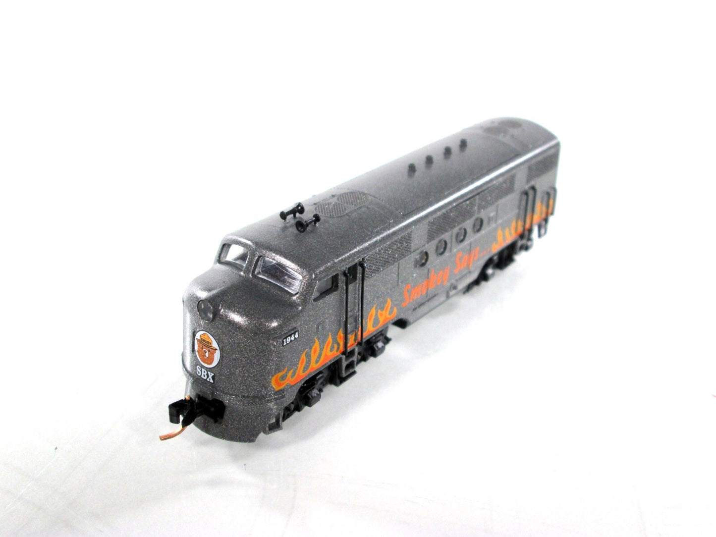 N Scale **SMOKEY BEAR** FT Locomotive - Micro Trains 98701521 **DCC RDY