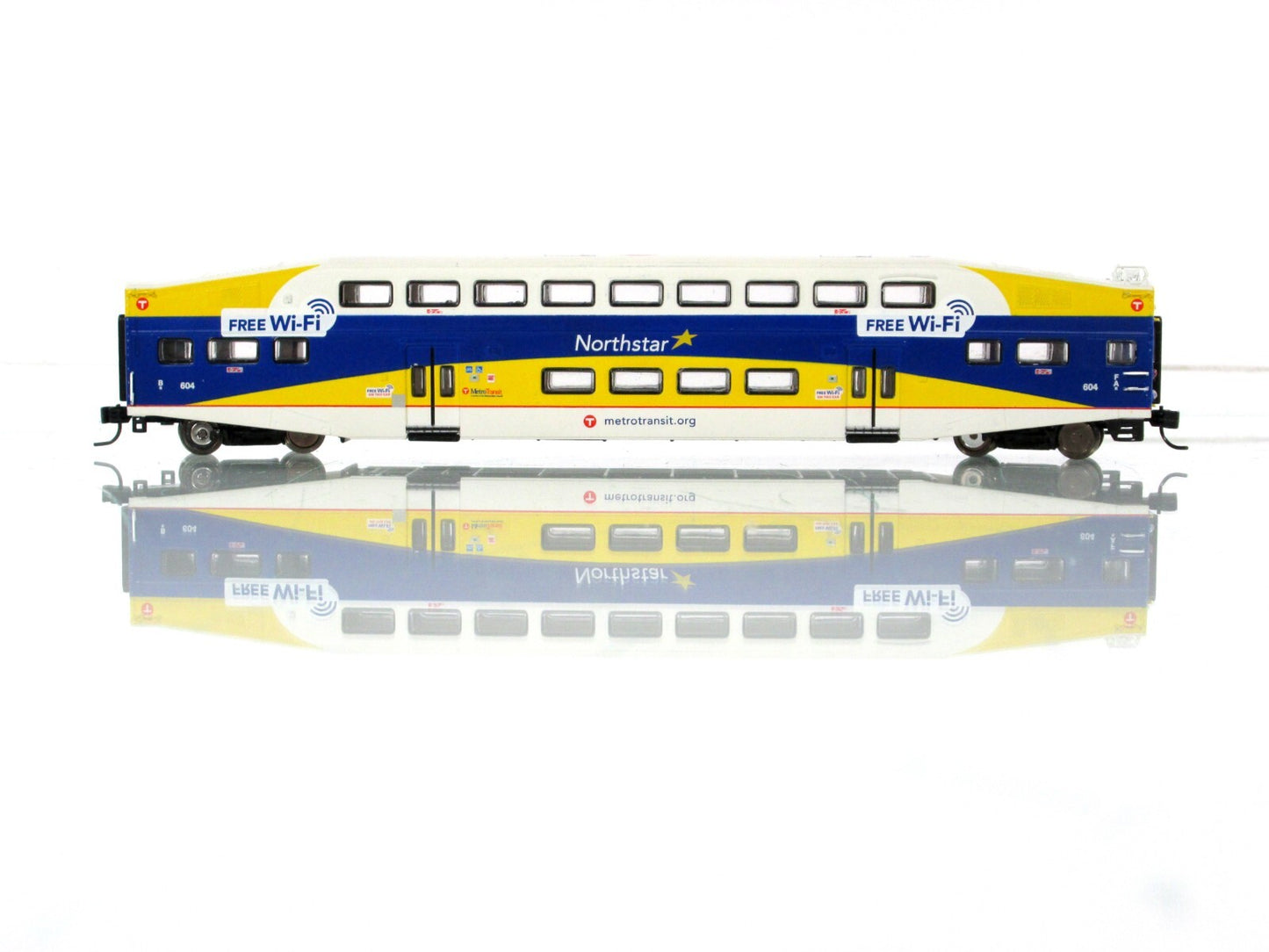 N Scale ***NORTHSTAR*** Bombardier Commuter Control Car #604 ----- Athearn 26008