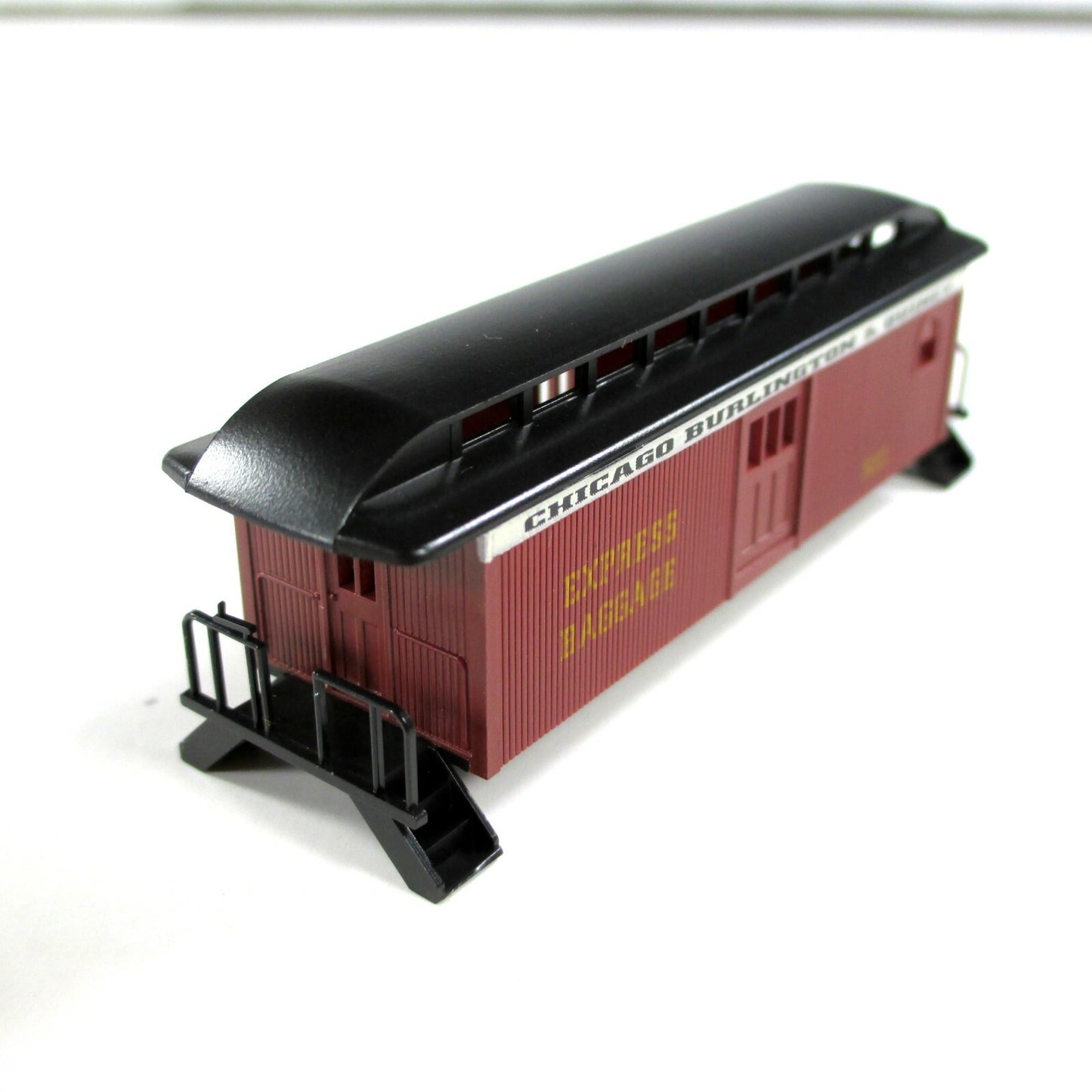 N Scale **CB&Q** Chicago Burlington Overton Old Time Passenger 4-Set, Roundhouse