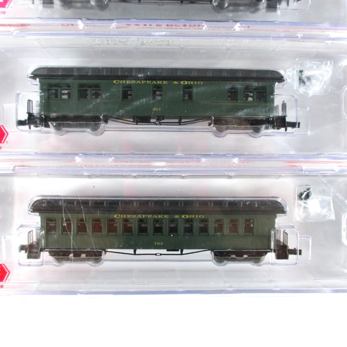 N Scale  **CHESAPEAKE & OHIO** Overland Passenger Set - Roundhouse 89489 **RARE*