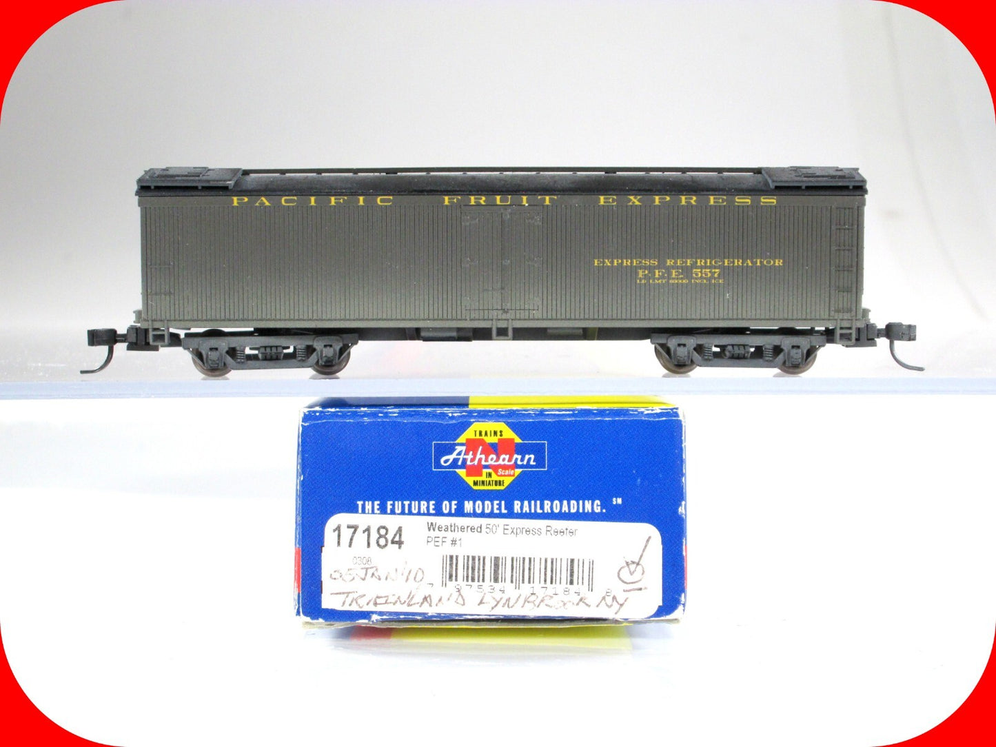 N Scale **UNION REFRIGERATOR** Factory Weathered 50' Reefer #3321 -Athearn 17187