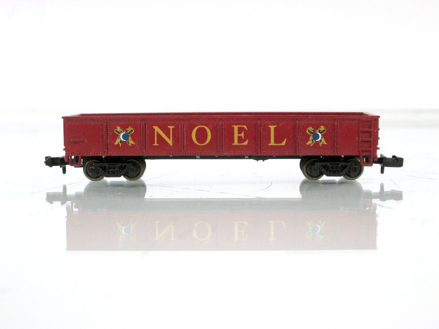 N Scale ***NOEL*** Christmas Gondola from YULETIDE SPECIAL set -- Bachmann 24011
