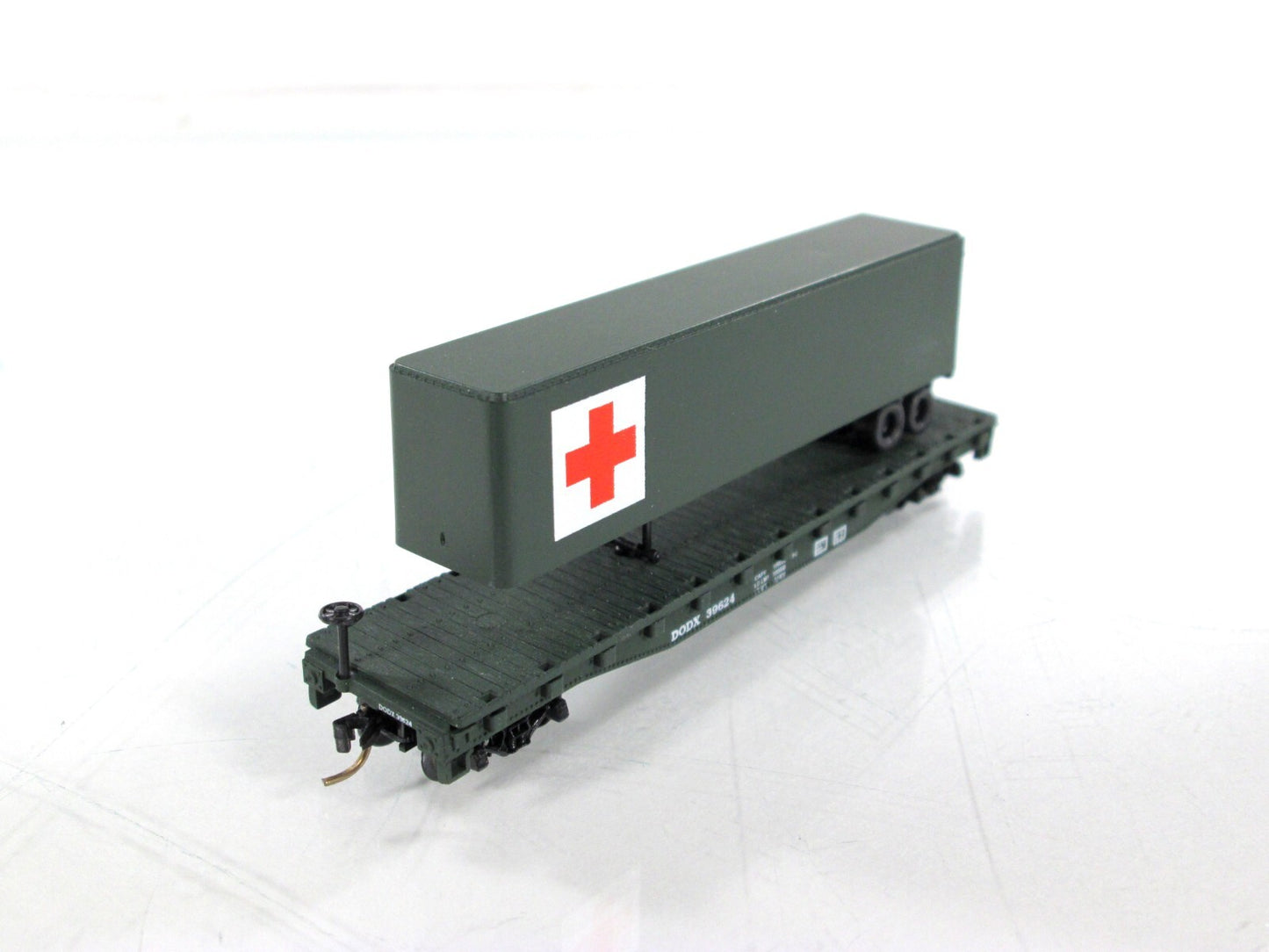 N Scale 50' Army Flat Car w/ Red Cross Trailer - Atlas / LM-631, MTL Couplers