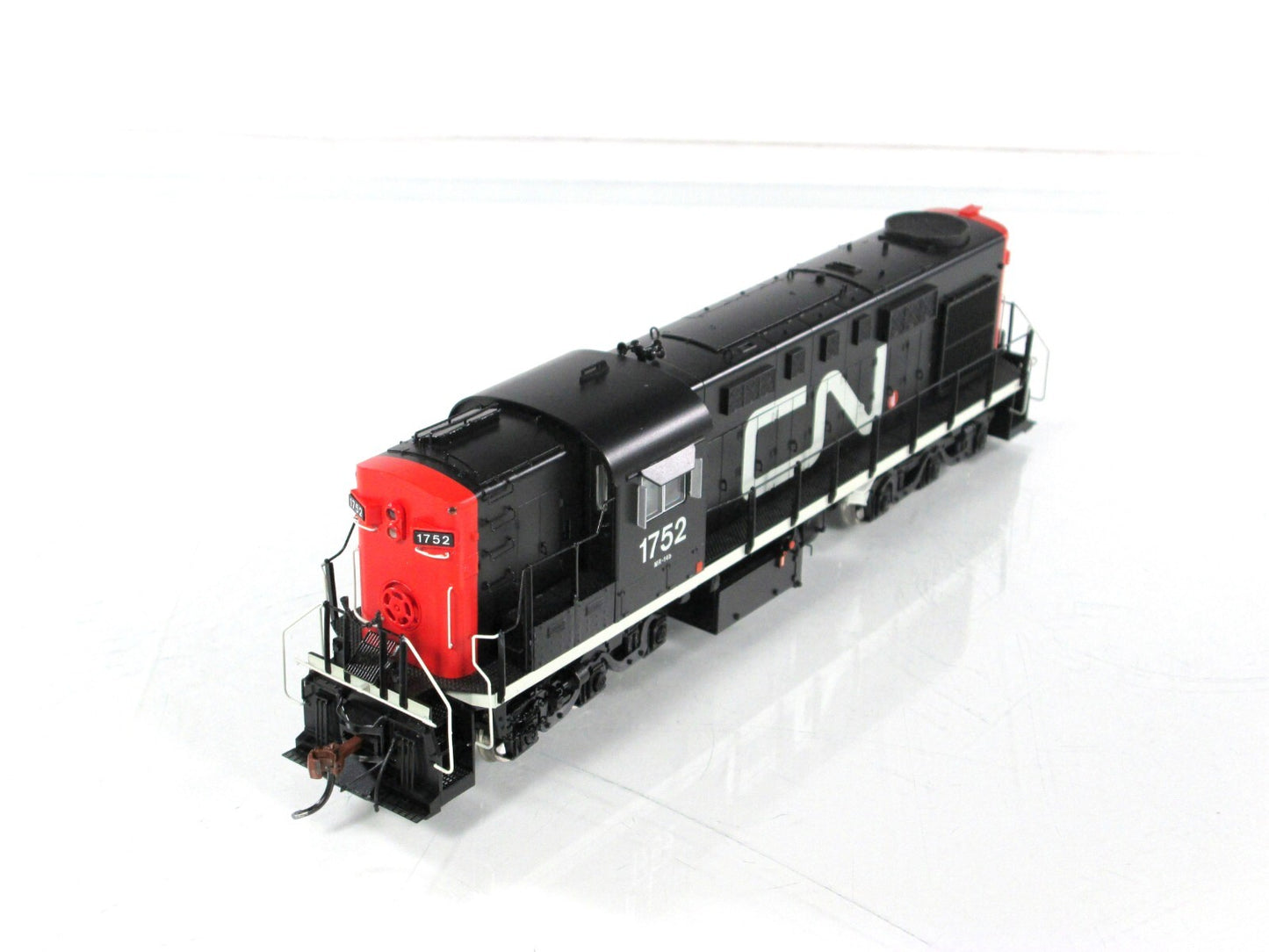 HO Scale **CANADIAN NATIONAL** MLW RSC-14 #1742 - Rapido Trains 32050, DCC Ready
