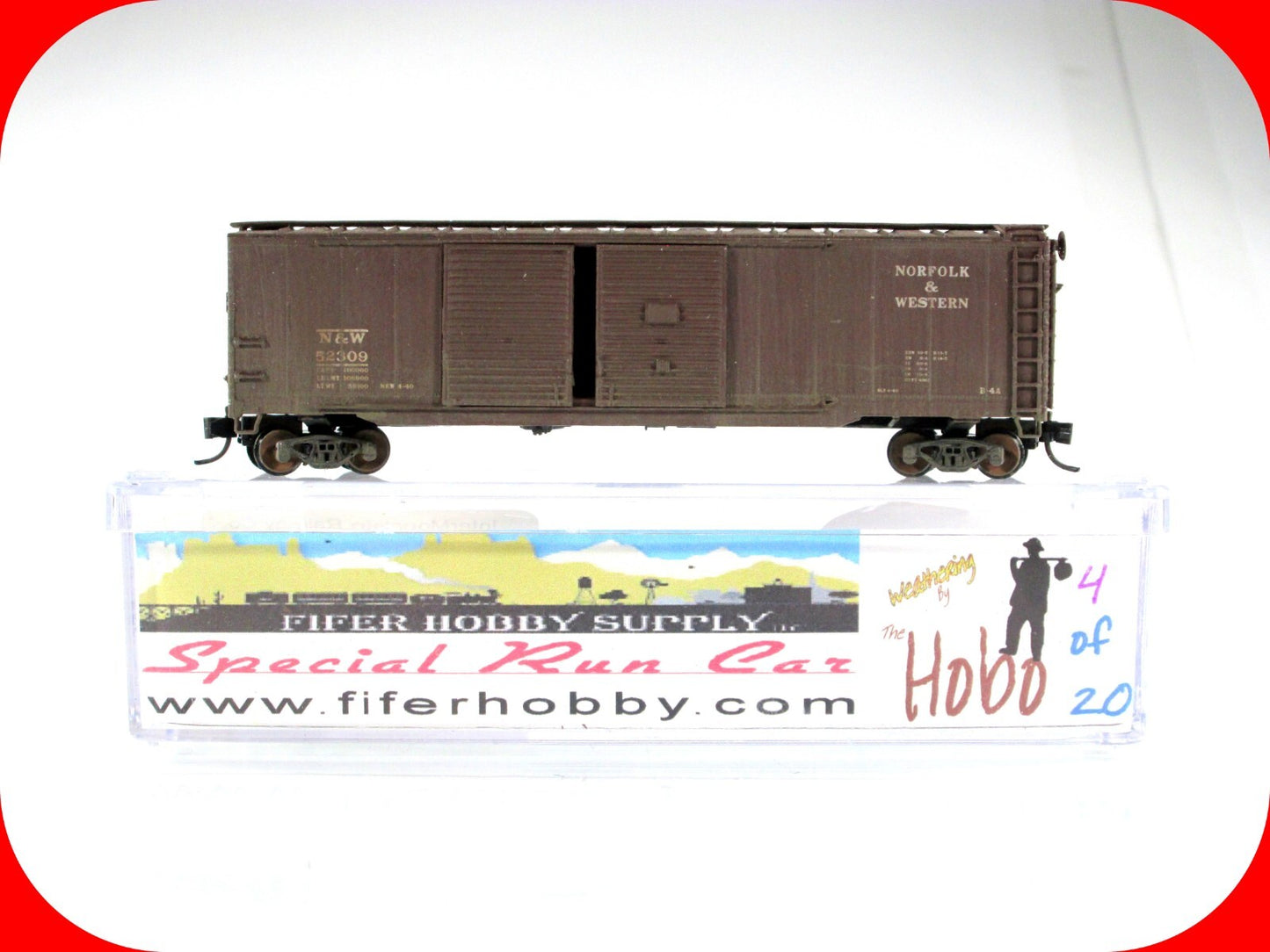 N Scale *NORFOLK & WESTERN* Weathered Box Car -Intermountain, FIFER Hobby **RARE