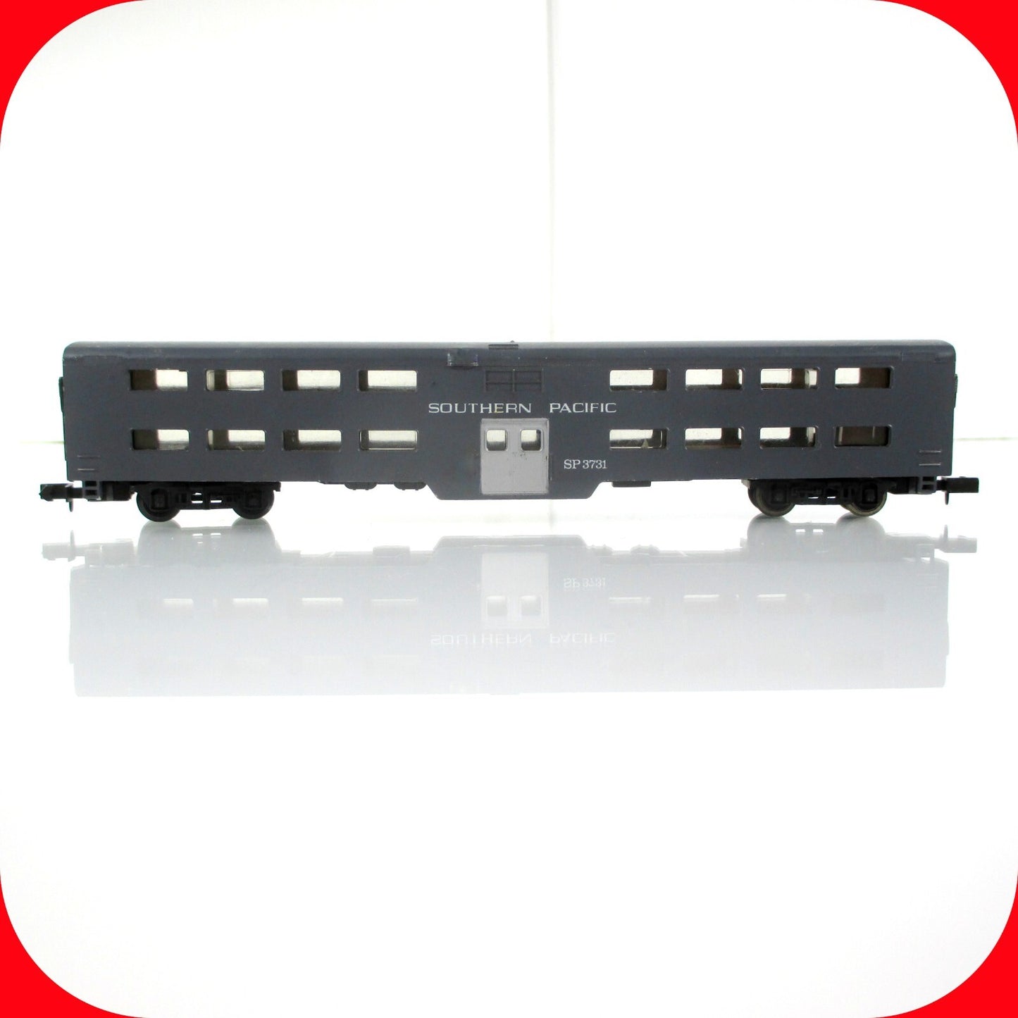 N Scale SOUTHERN PACIFIC Bi-Level Commuter Coach Car - SP #3731 -  Arnold 0357-S
