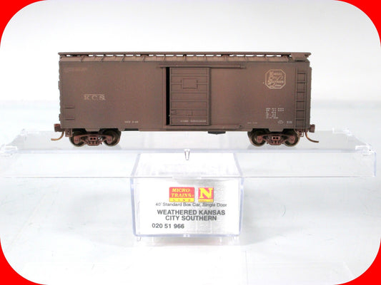 N Scale ***KANSAS CITY SOUTHERN*** Weathered 40' Box Car - Micro Trains 02051966