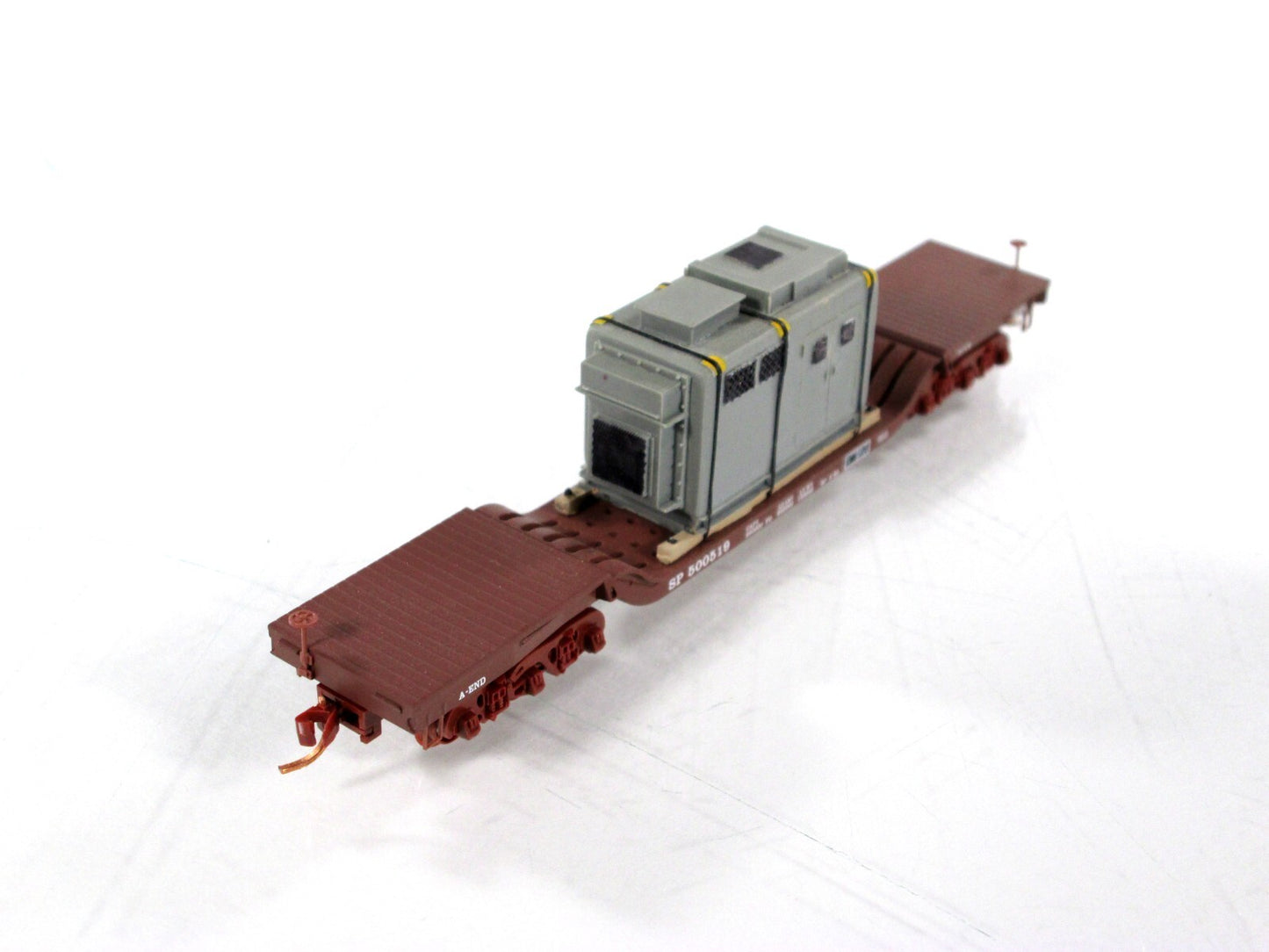 N Scale **SP** Depressed Flat Car #500519, Transformer -- Micro Trains NSC *RARE