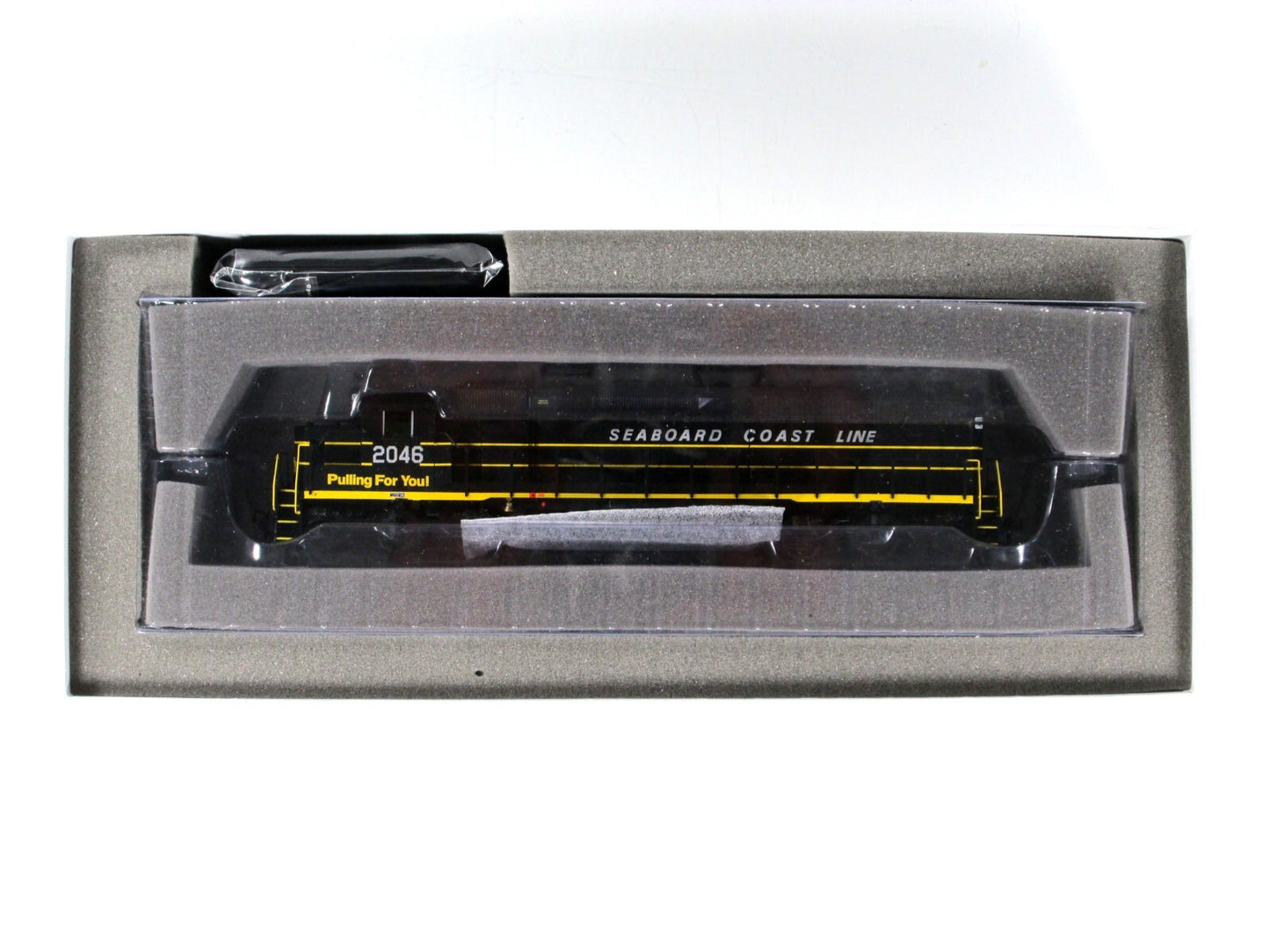 HO Scale ***SEABOARD*** SD45-2, SCL 2046 - Athearn G67163, w/ DCC Sound & Remote