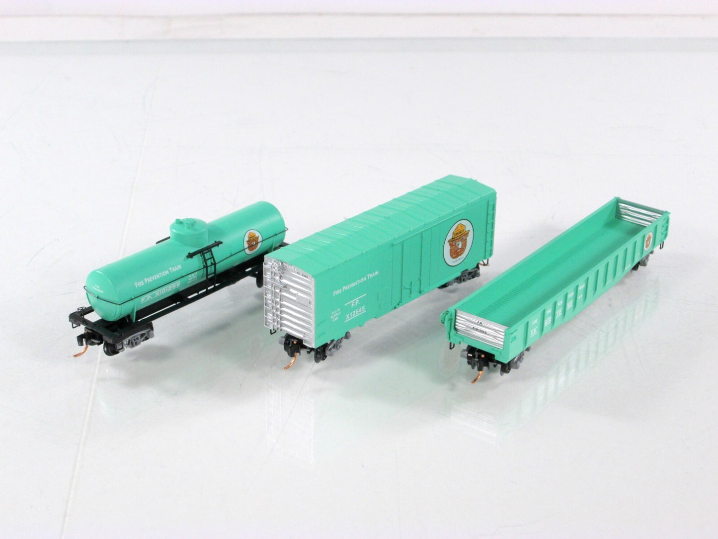 N Scale **SMOKEY BEAR** MoW Forest Fire Prevention 3-Car Set - FP - Micro Trains