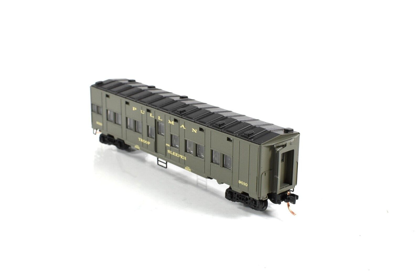 N Scale WWII US OFFICE of DEFENSE 50' Troop Sleeper #9010 -Micro Trains 116010.1