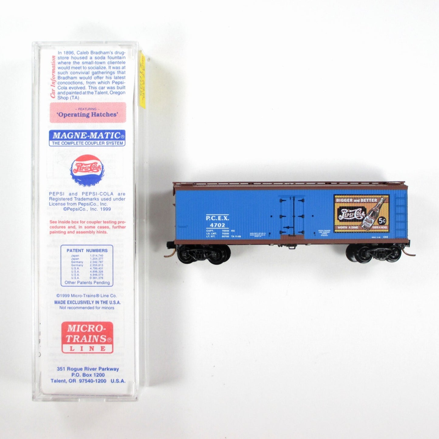 N Scale ***PEPSI-COLA Ice Reefer*** 40' Box Car, PCEX 4702 -- Micro Trains 47340
