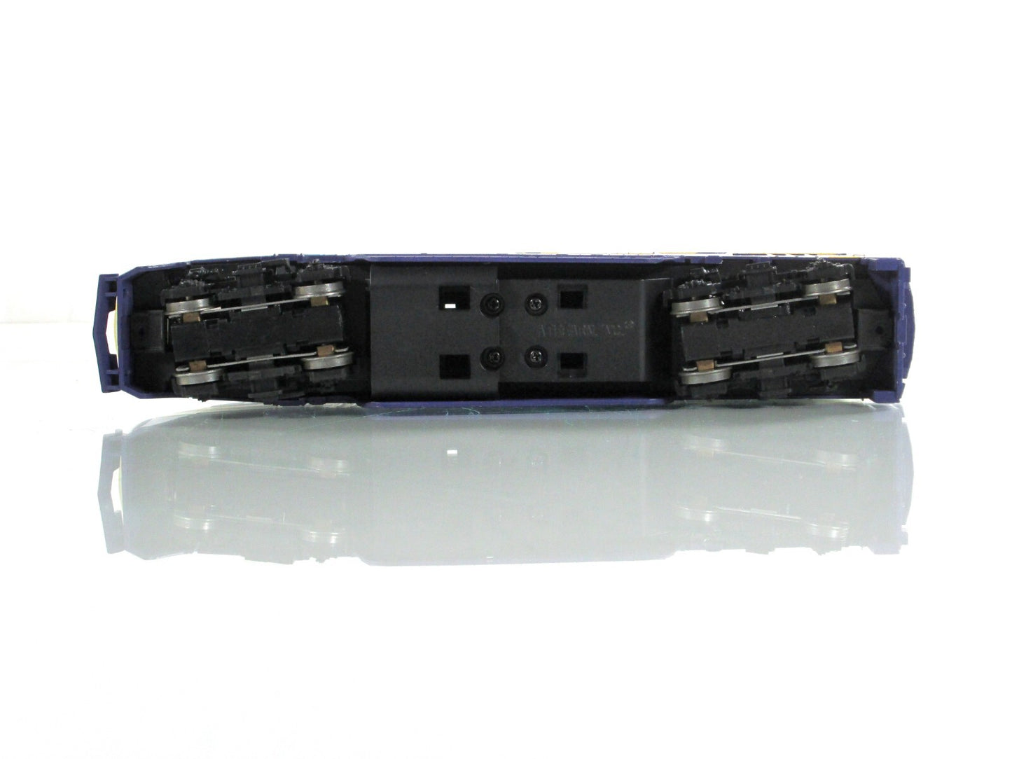 HO Scale ***WEST COAST EXPRESS*** F59PHI Locomotive, WCE 904 ------ Athearn 2615