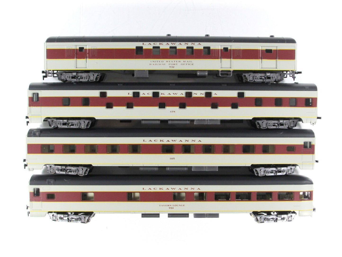 HO Scale ***LACKAWANNA*** 1930s Lightweight Passenger Car Set B - Rivarossi 6955
