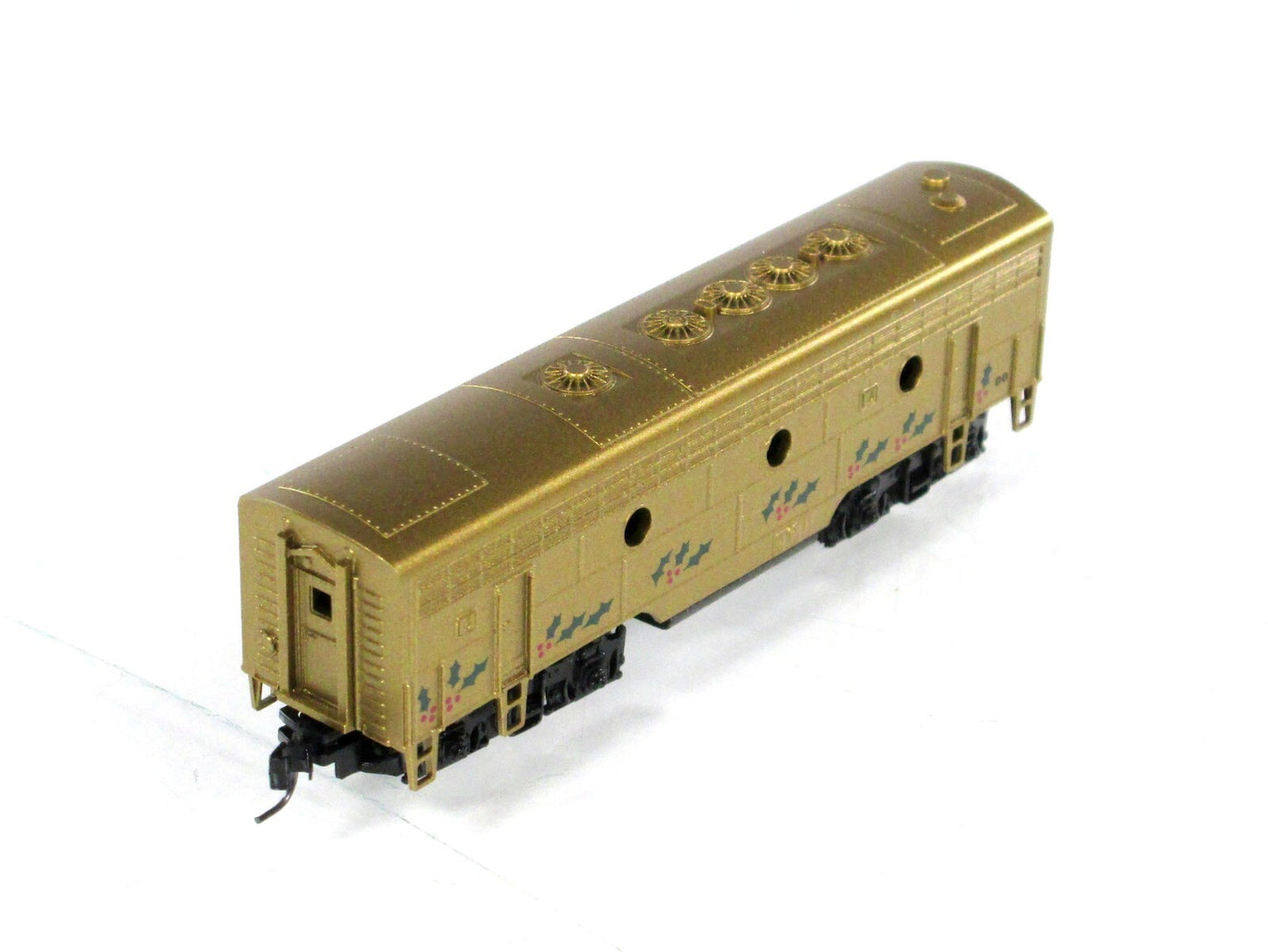 Z Scale ***12 DAYS of CHRISTMAS*** F7-B Dummy Locomotive - Micro Trains 98012510