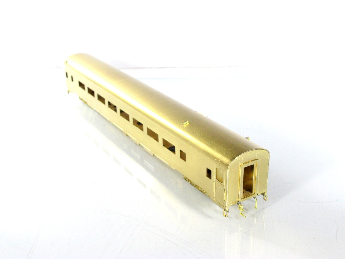 HO Scale BRASS ***GREAT NORTHERN*** Coach #1147 - Palace Car Company / Samhongsa