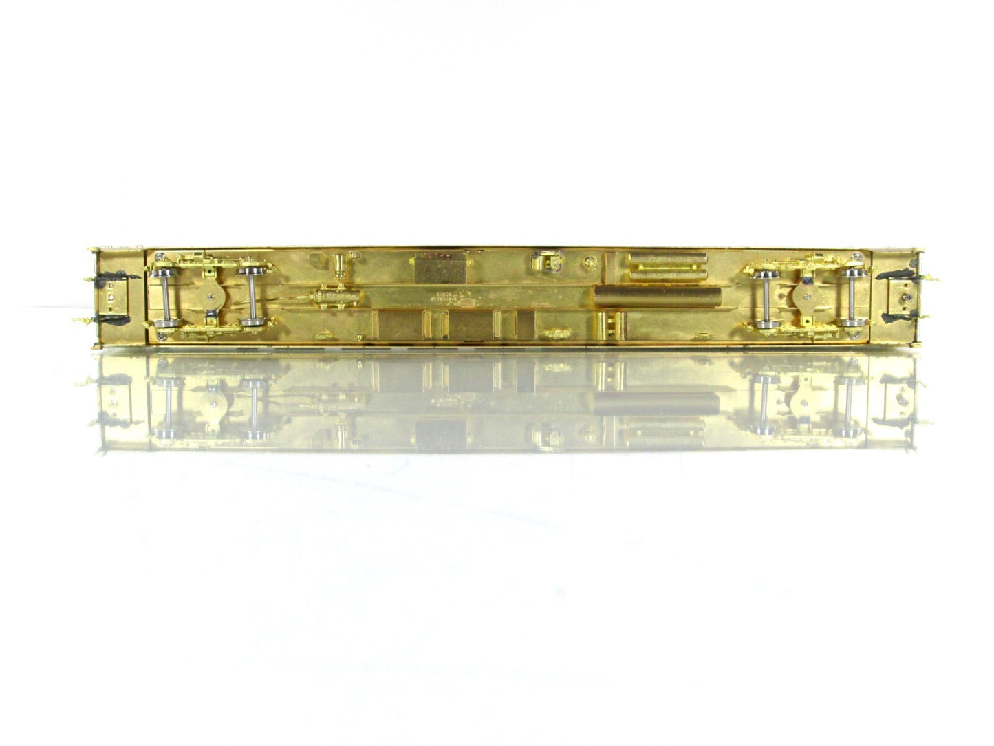 HO Scale BRASS ***GREAT NORTHERN*** Coach #1147 - Palace Car Company / Samhongsa