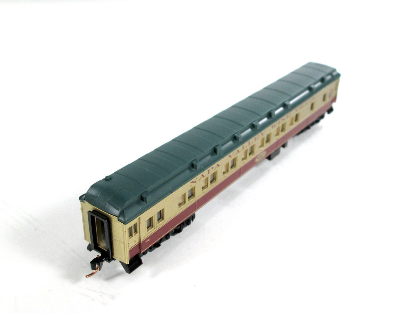 N Scale ***NAPA WINE TRAIN*** Silverado Trail Parlor Car - Micro Trains 14353019