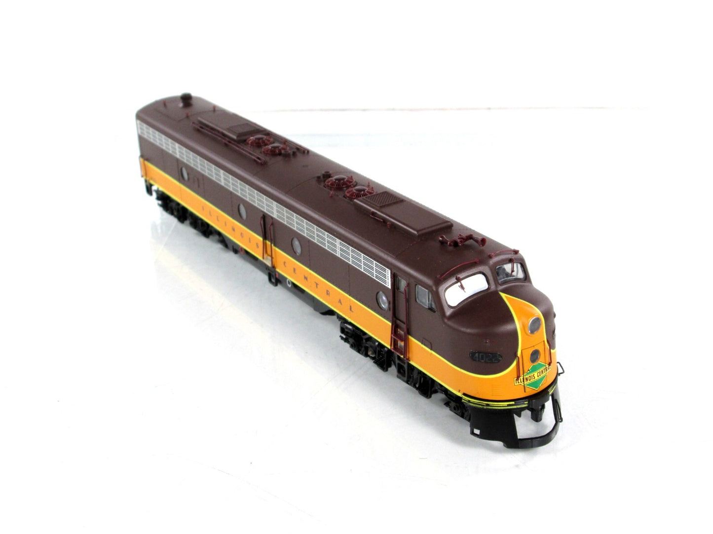 HO Scale ***ILLINOIS CENTRAL** E8/9 Locomotive #4022 - Proto 2000 Life-Like 8713
