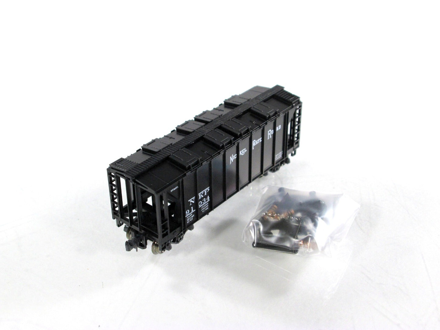 N Scale ***NICKEL PLATE ROAD*** ACF Covered Hopper 4-Pack --- Kato 186-0205,0206