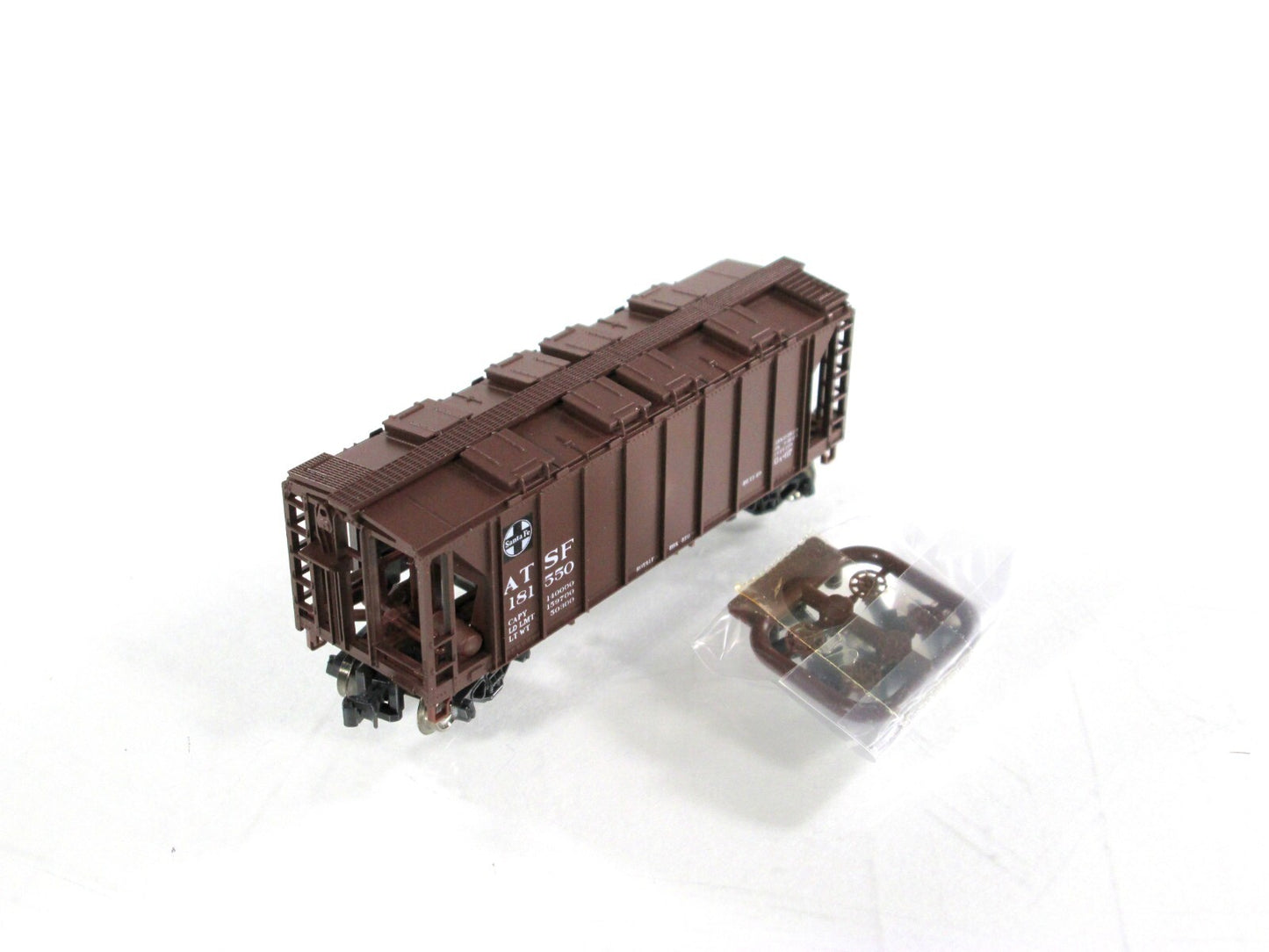 N Scale ***SANTA FE** ACF 2-Bay Covered Hopper 6-Pack -- Kato 186-0101,0102,0103