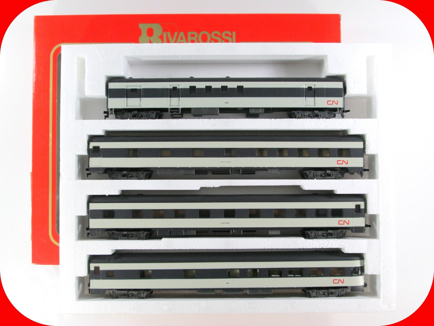 HO Scale ***CANADIAN NATIONAL*** 1930s Passenger 4-Car Set B ---- Rivarossi 6935