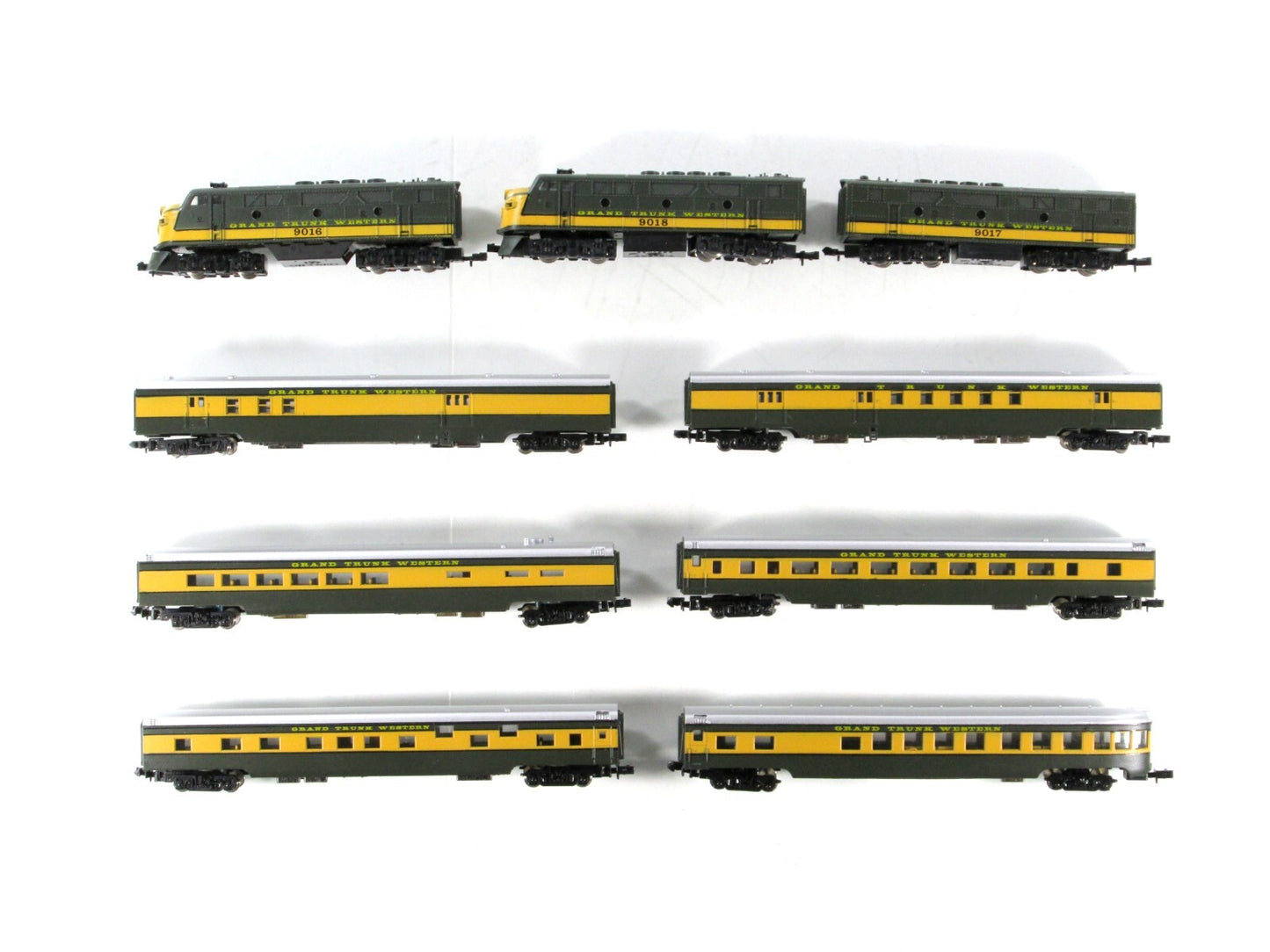 N Scale ***GRAND TRUNK WESTERN*** Diesel & Passenger Set - Con-Cor Limited