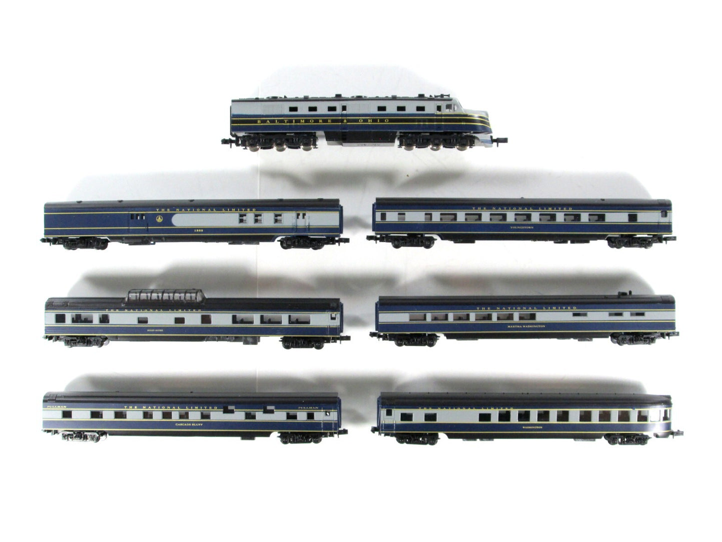 N Scale **B&O NATIONAL LIMITED* Unpwr Locomotive, Passenger Set - Con-Cor 008516