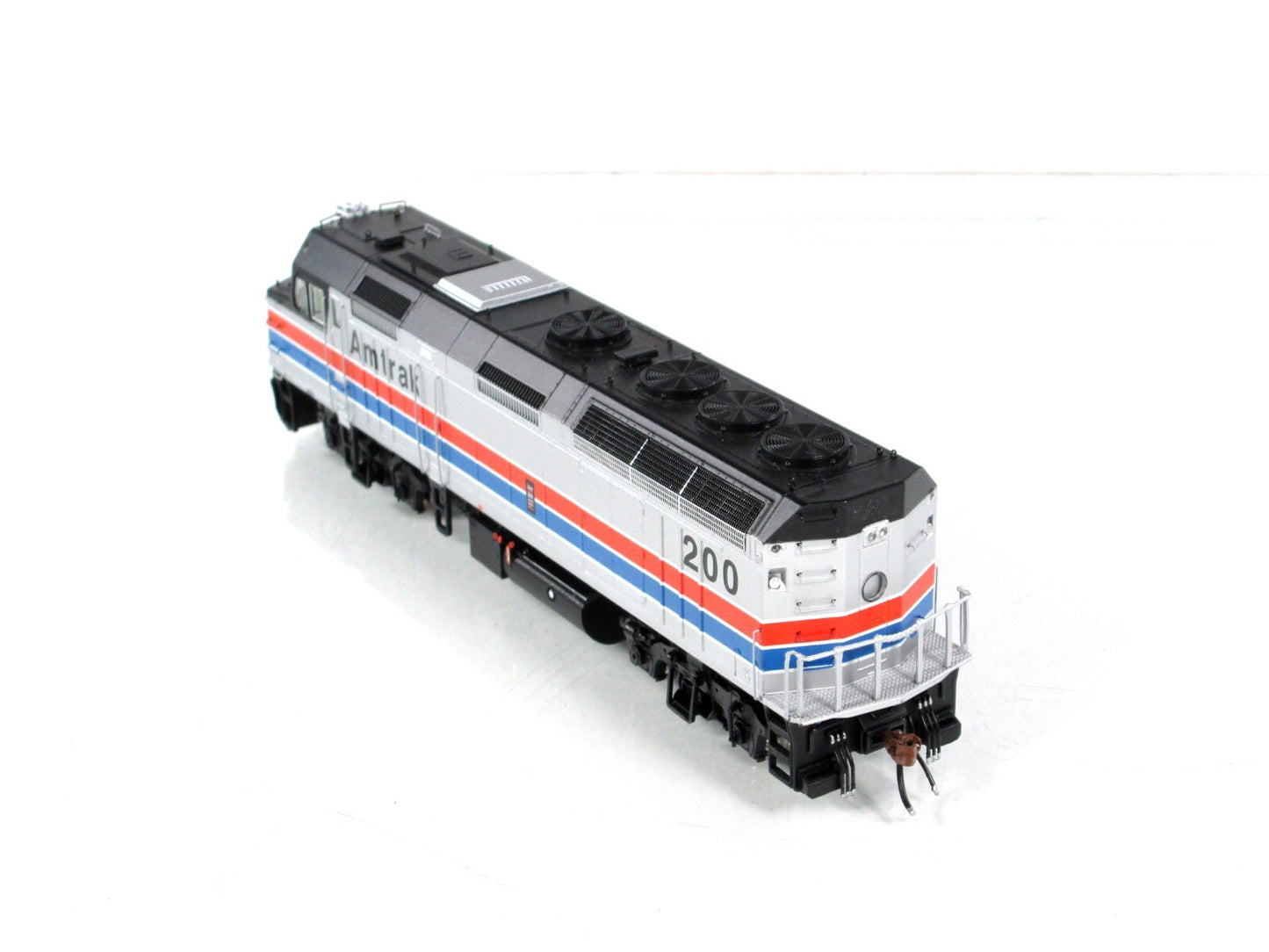 HO Scale **AMTRAK** F40PH Locomotive Phase II #200 -Rapido Trains 80030, DCC Rdy