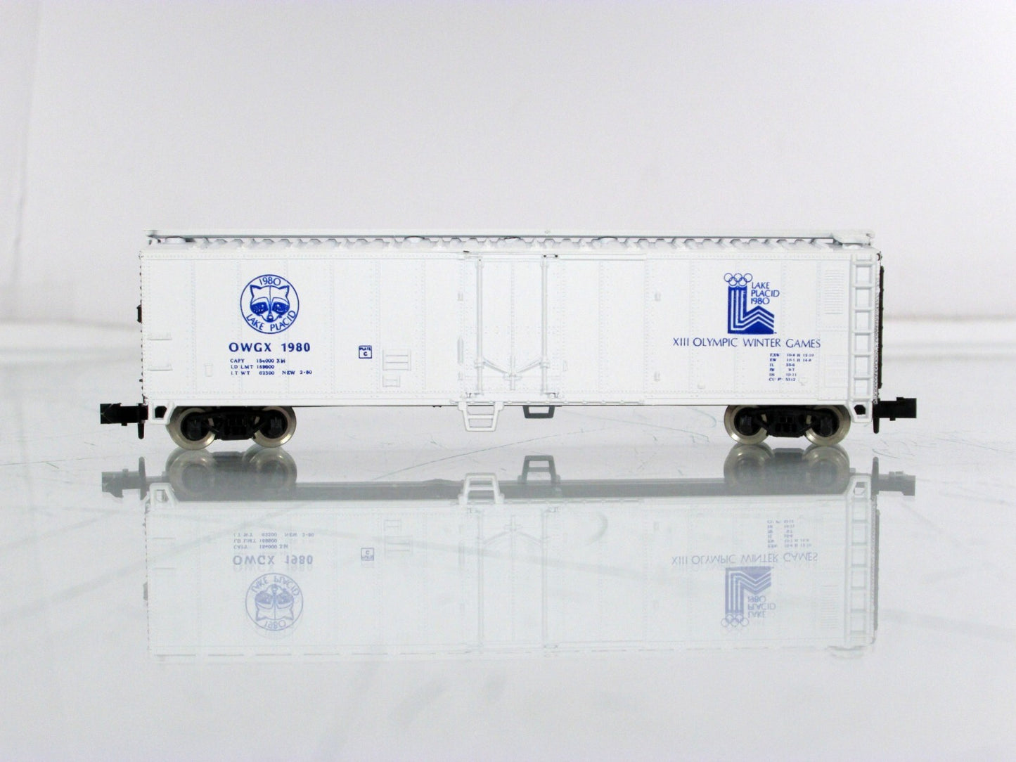 N Scale ****1980 WINTER OLYMPICS, LAKE PLACID**** 50' Box Car -- Atlas / Bev-Bel