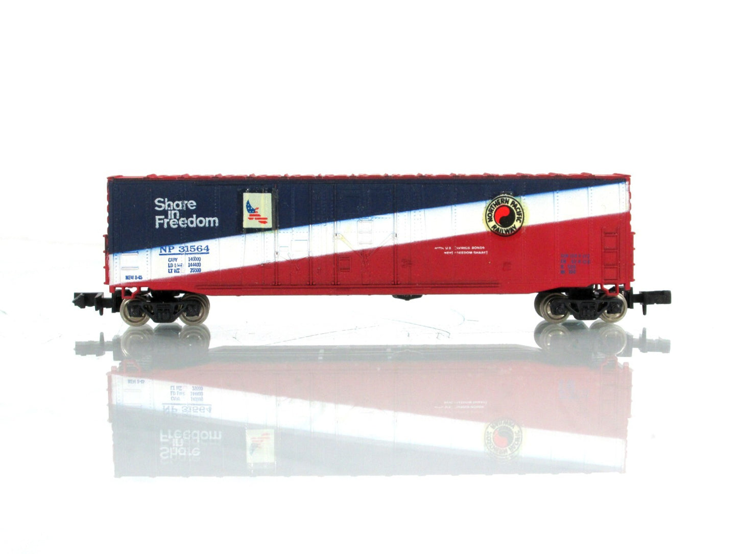 N Scale **NORTHERN PACIFIC - SHARE in FREEDOM** Box Car #31564 -- Con-Cor 1681-A