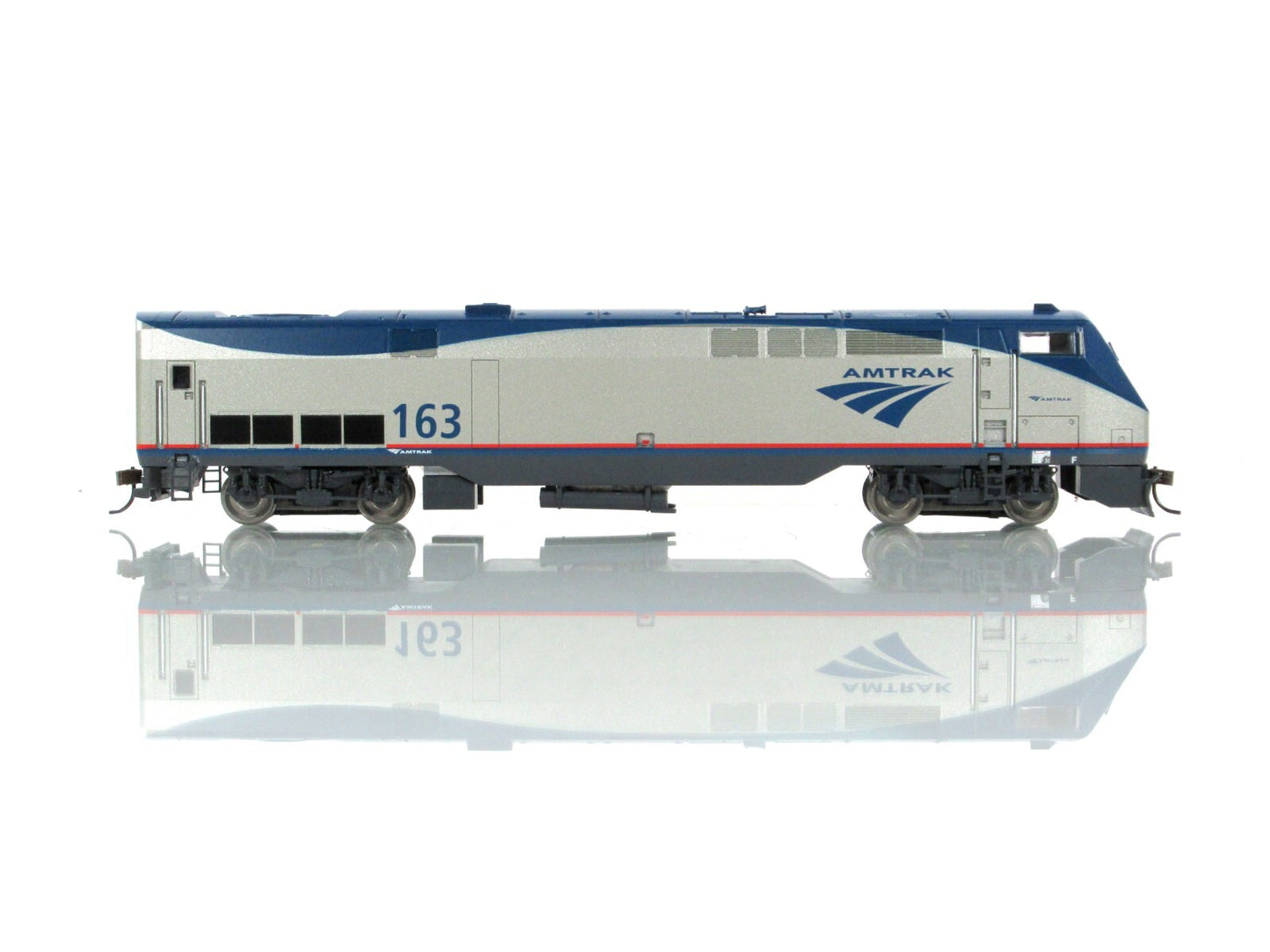 HO Scale ***AMTRAK*** AMD-103 Locomotive #163 -- Athearn 9617 **Read Description