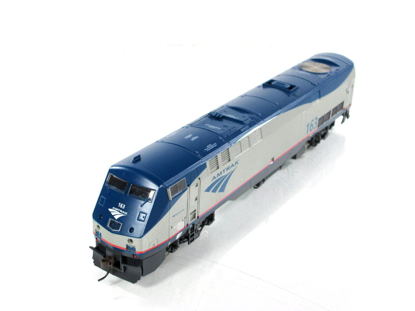 HO Scale ***AMTRAK*** AMD-103 Locomotive #163 -- Athearn 9617 **Read Description