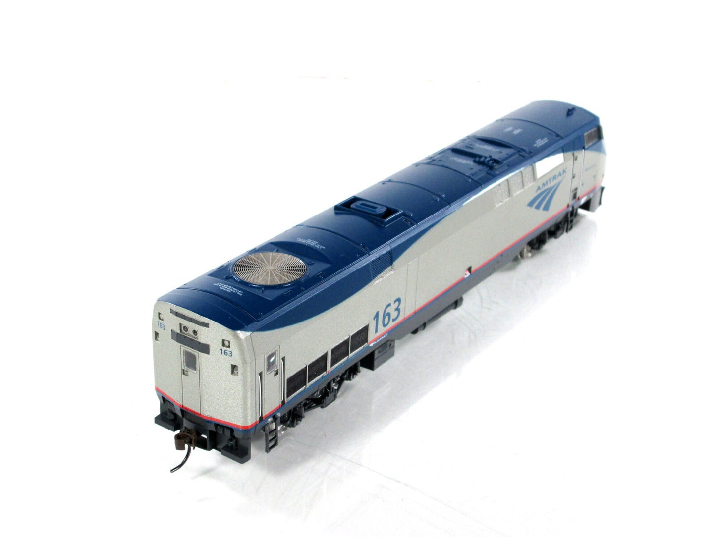 HO Scale ***AMTRAK*** AMD-103 Locomotive #163 -- Athearn 9617 **Read Description