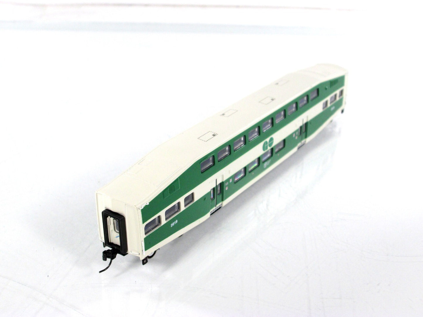 N Scale **GO TRANSIT** BOMBARDIER Bi-Level Passenger Coach #2019 - Athearn 24425