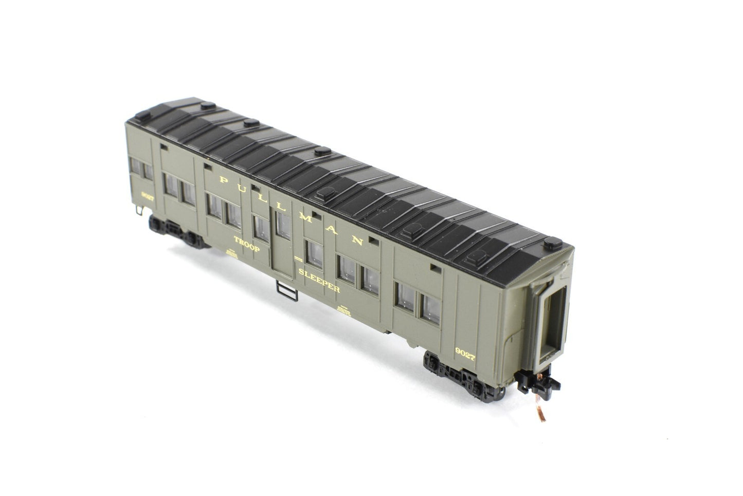 N Scale WWII Department Defense TROOP SLEEPER Car, #9027 - Micro Trains 11600012