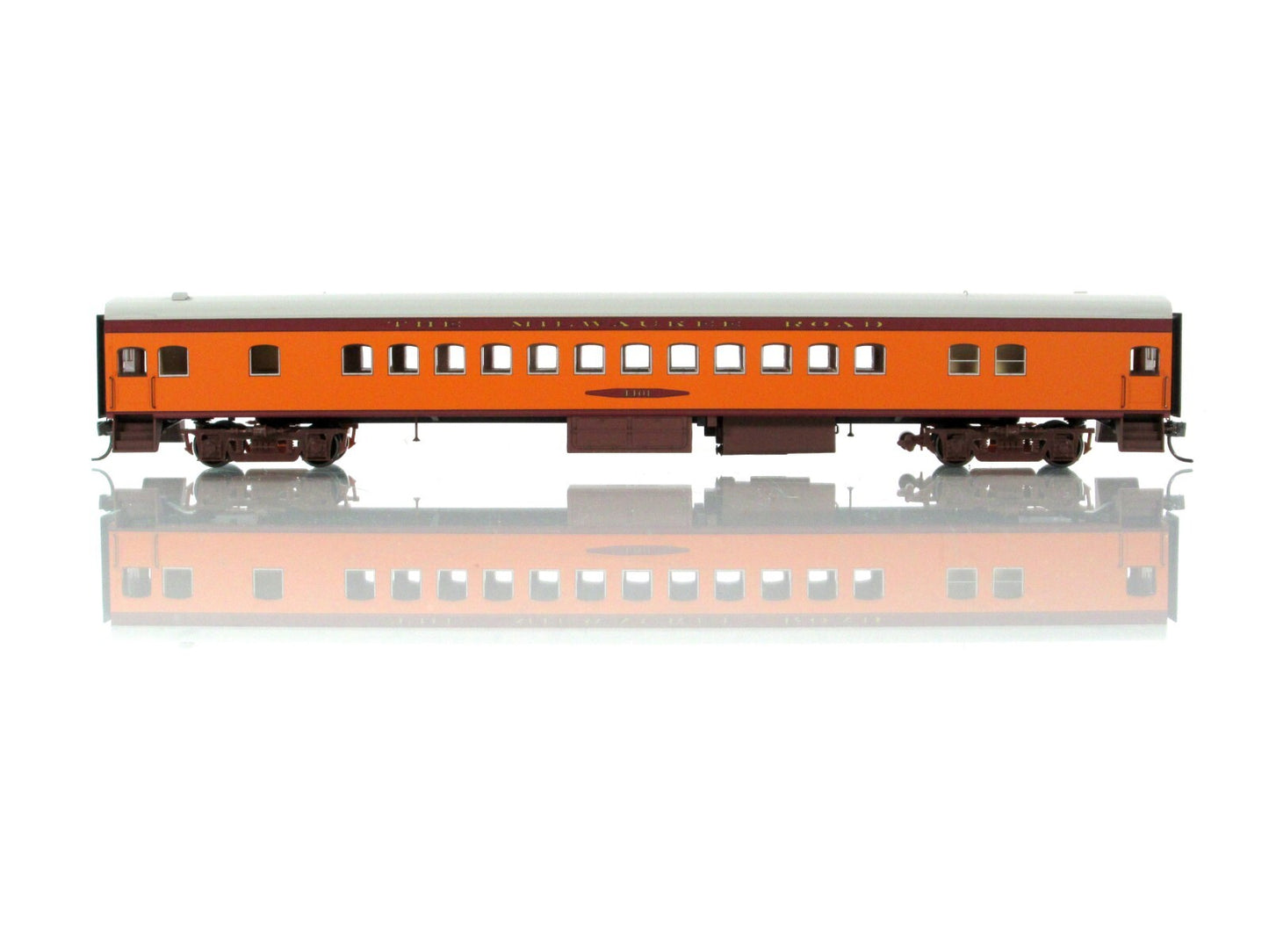 HO Scale **MILWAUKEE RD** 1935 HIAWATHA Passenger Coach #4401 - FOX VALLEY 10031