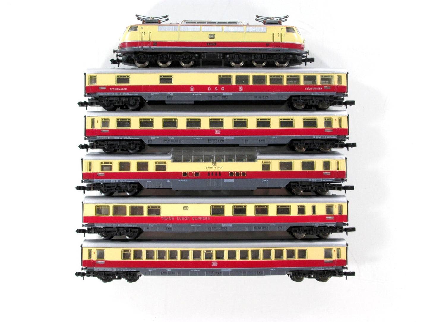 N Scale **TEE-Zuggarnitur** Electric Locomotive Passenger Set - Arnold 051 *READ